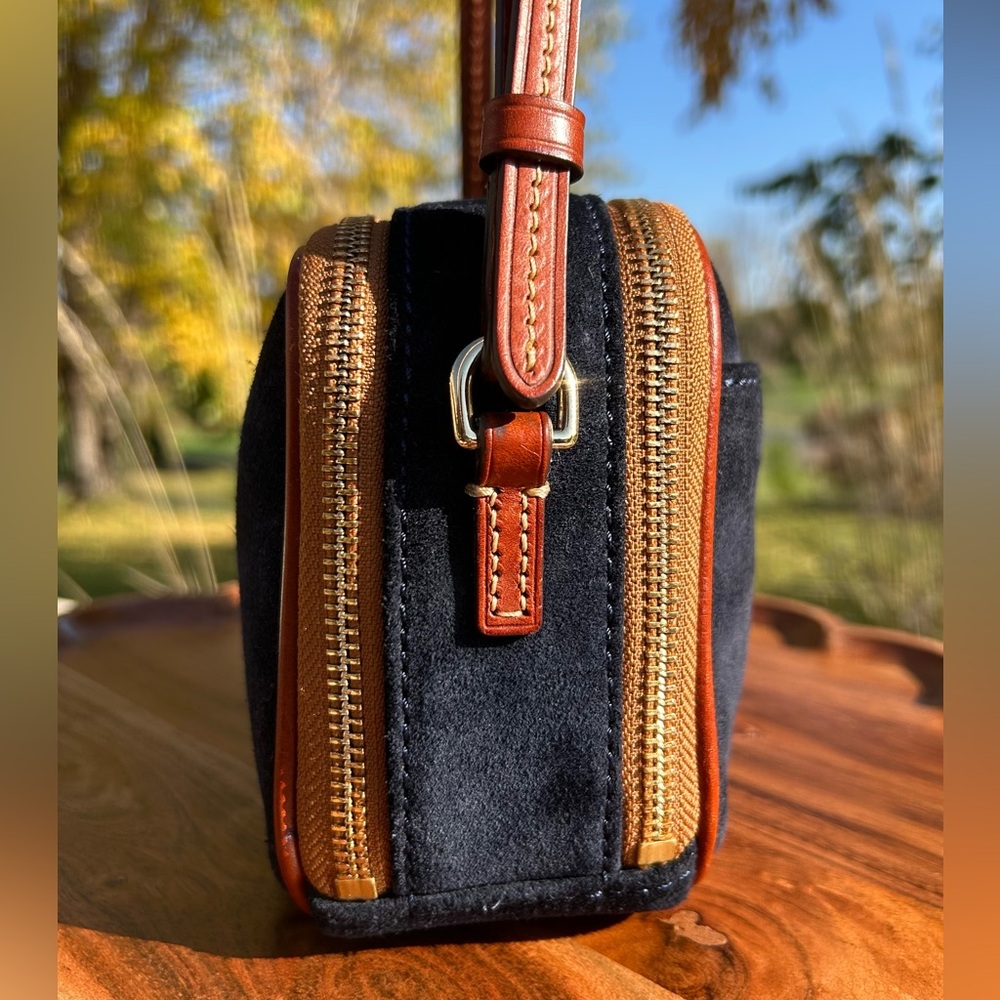 Dooney & Bourke Navy Suede Sawyer Crossbody EUC - Picture 11 of 17